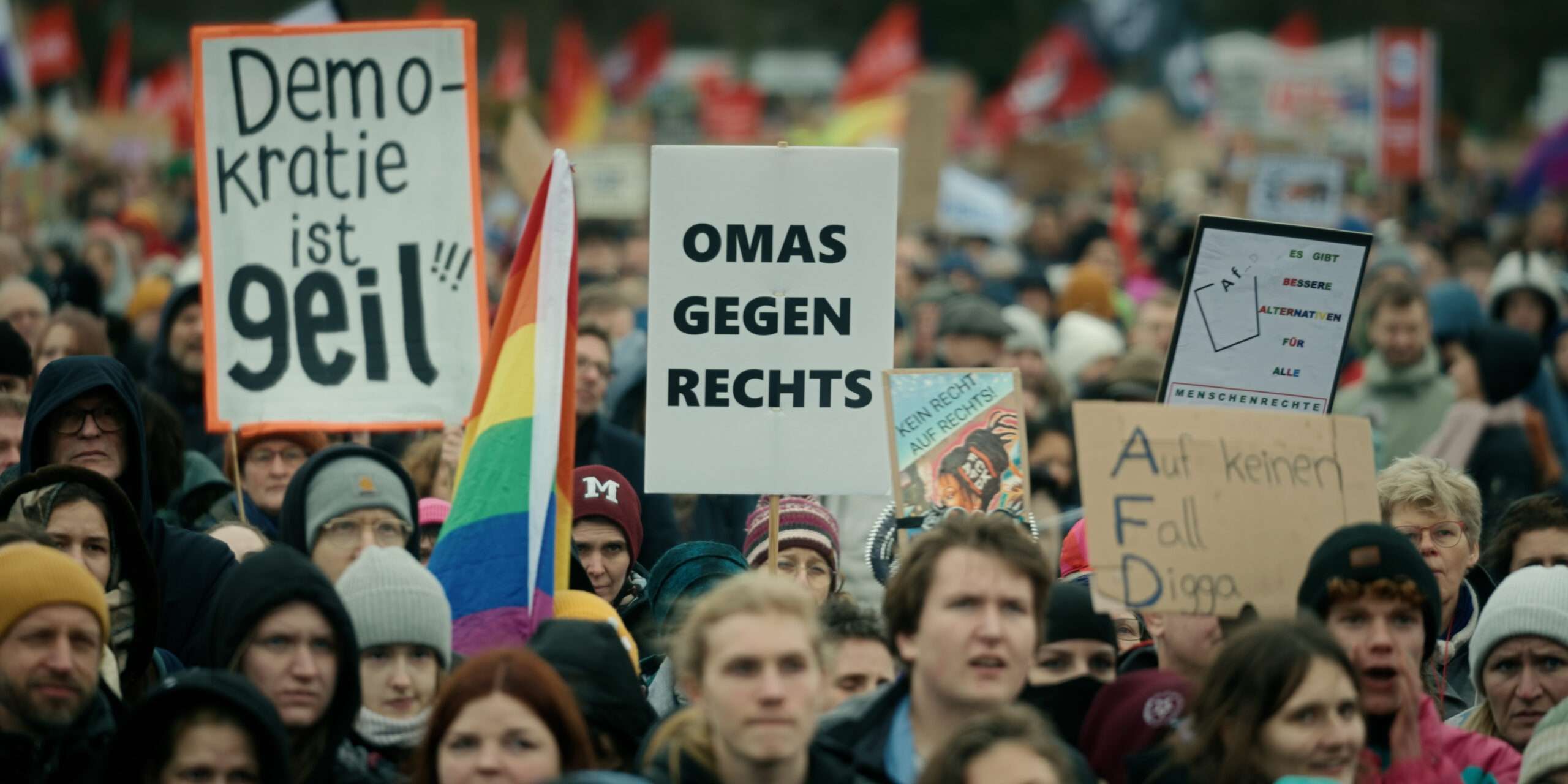 Kinonachmittag: Kein Land für Niemand - Abschottung eines Einwanderungslandes